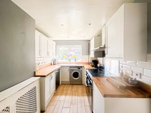 Photo 11- click for photo gallery